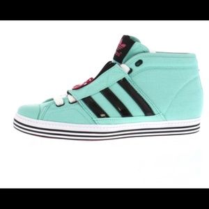 NWT Adidas Vanity Vulc Mid II Sneakers